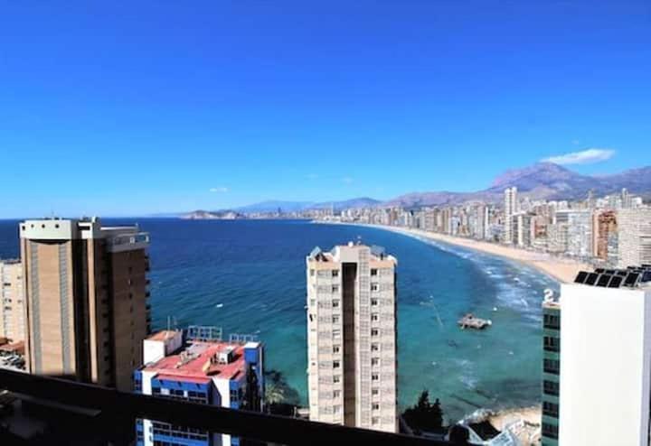 Doro Seaview Apartment Benidorm Bagian luar foto