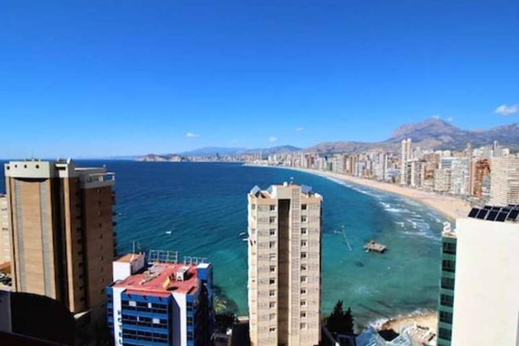 Doro Seaview Apartment Benidorm Bagian luar foto