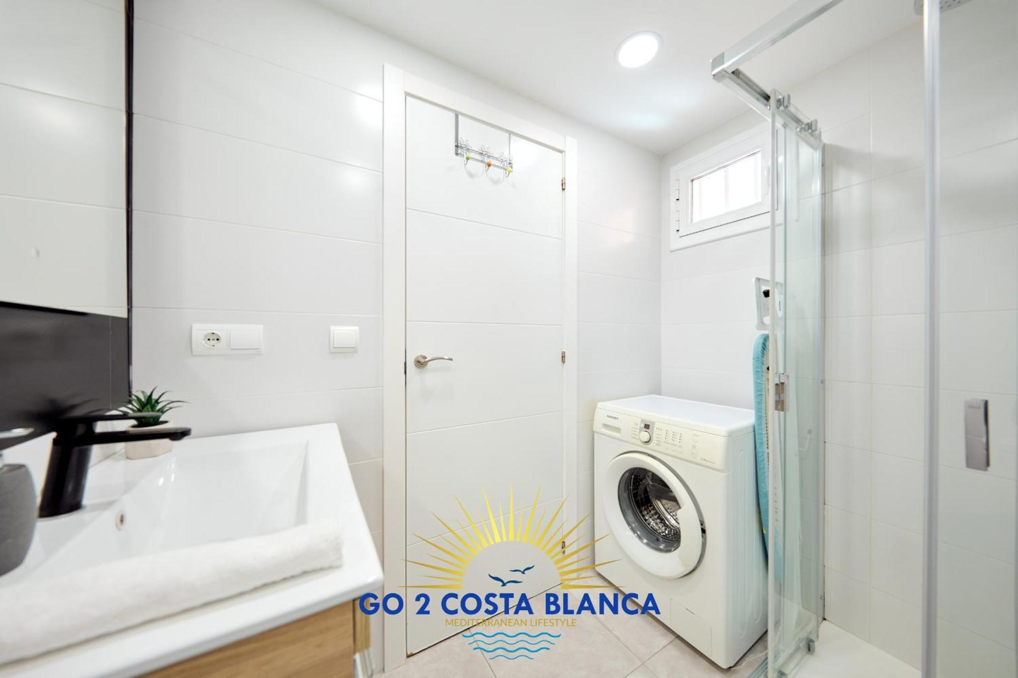 Doro Seaview Apartment Benidorm Bagian luar foto