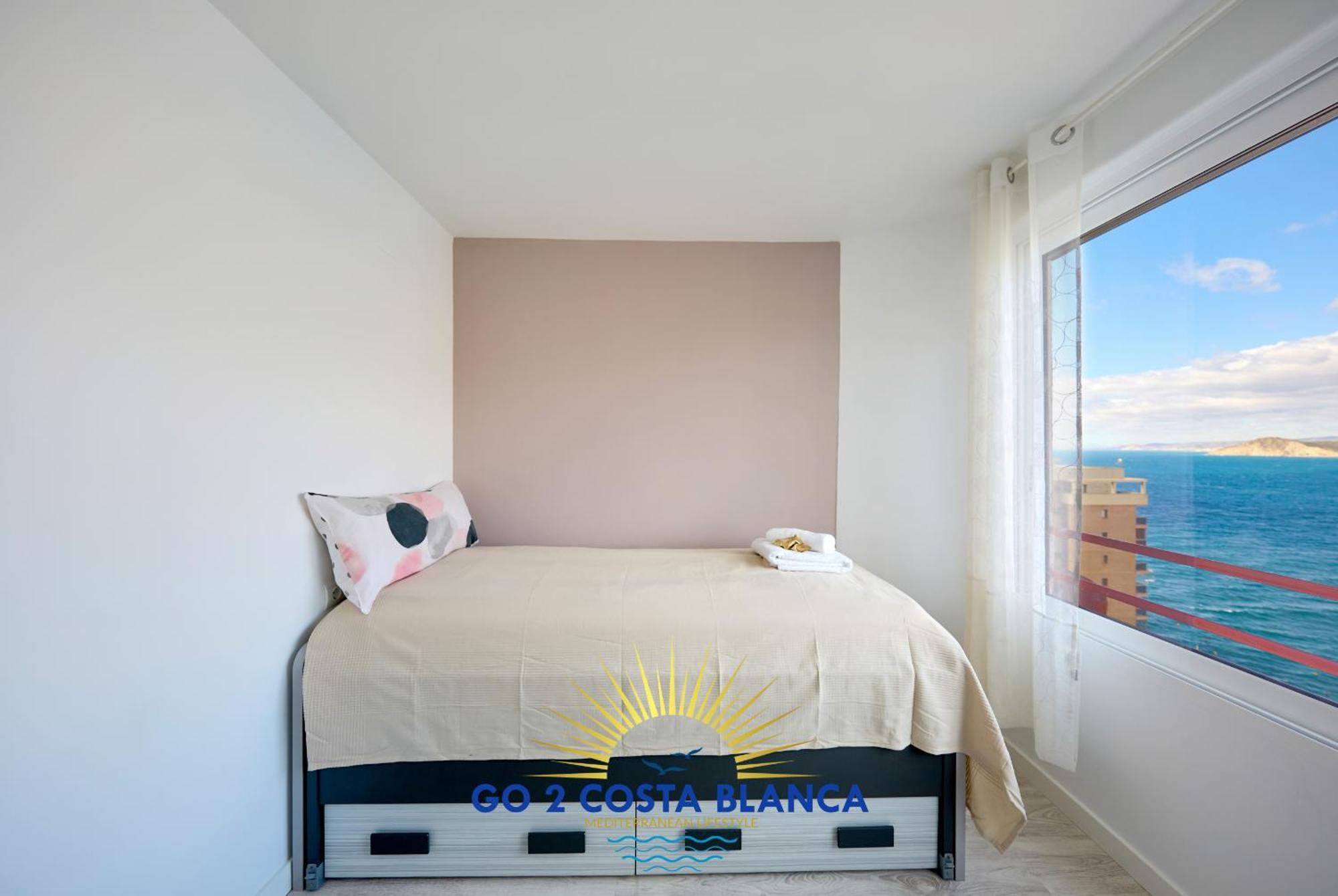 Doro Seaview Apartment Benidorm Bagian luar foto